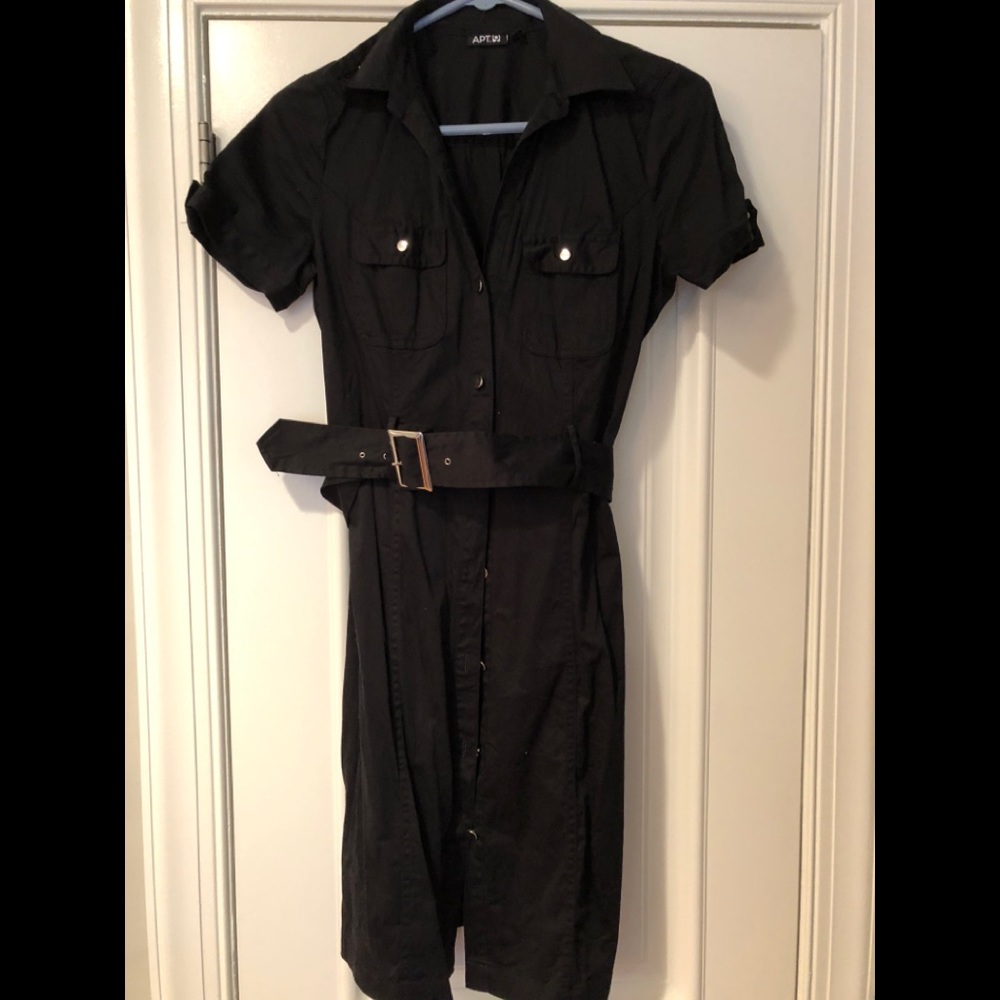Black button down dress by Apt 9 size 6 EUC